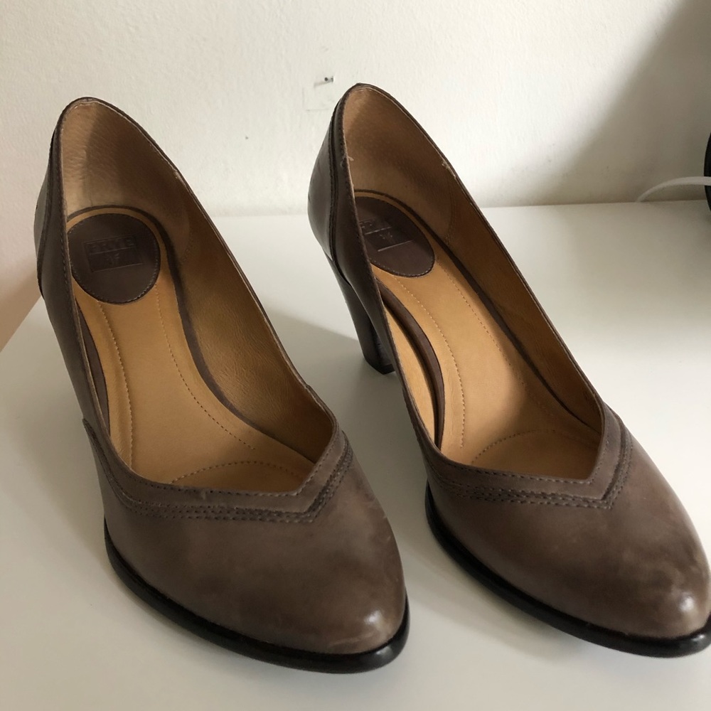 Frye Celeste pump- Grey